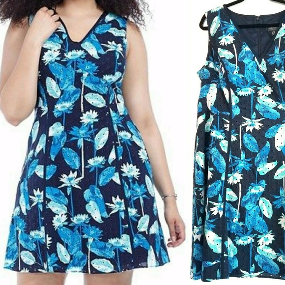 Adrianna Papell Dresses & Skirts - 16W Adrianna Papell Floral Eyelet Fit &Flare Dress